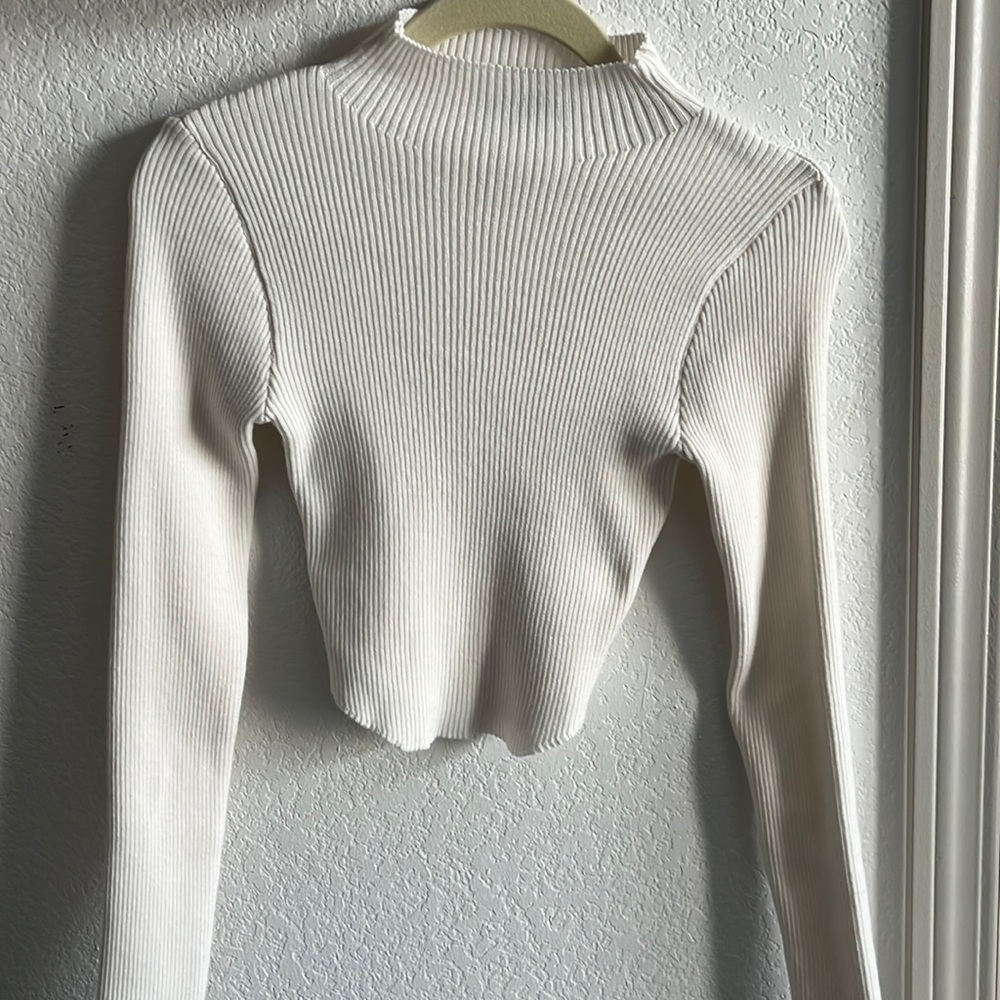 Cropped high neck sweater